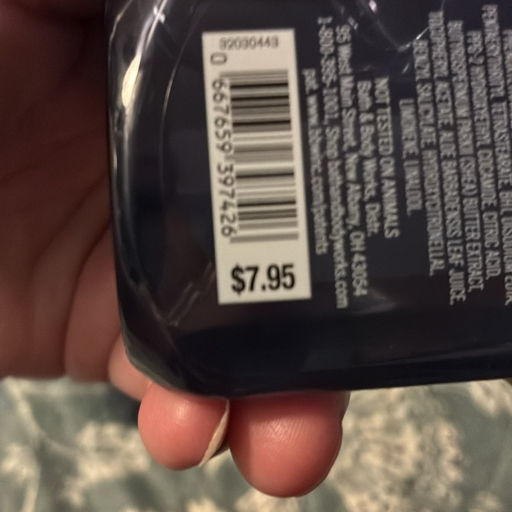 NWT Bath & Body Works Denim & Daisies Cleansing Gel Hand Soap (4) - Picture 4 of 4